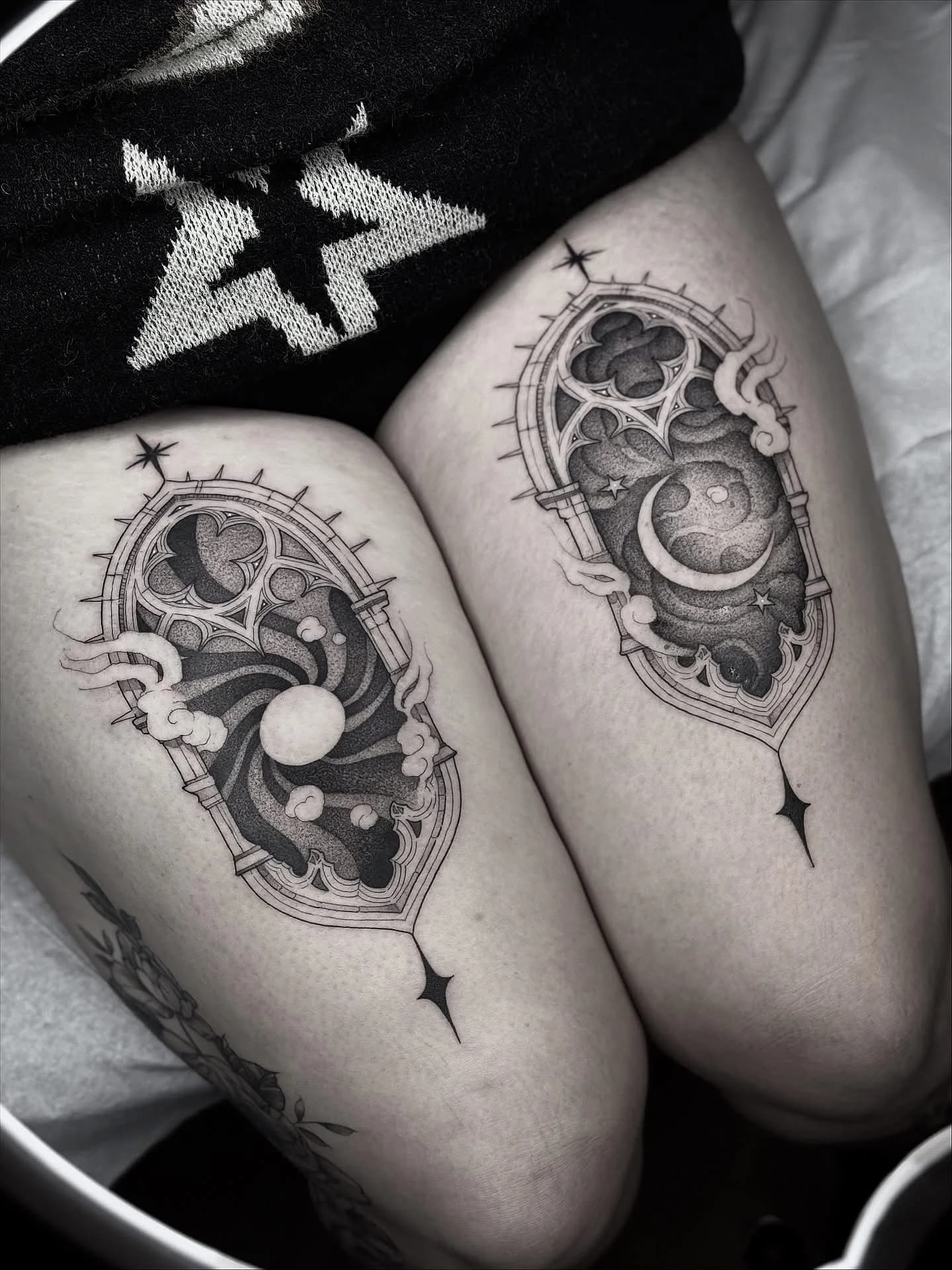 Tattoo soleil/lune symétrie